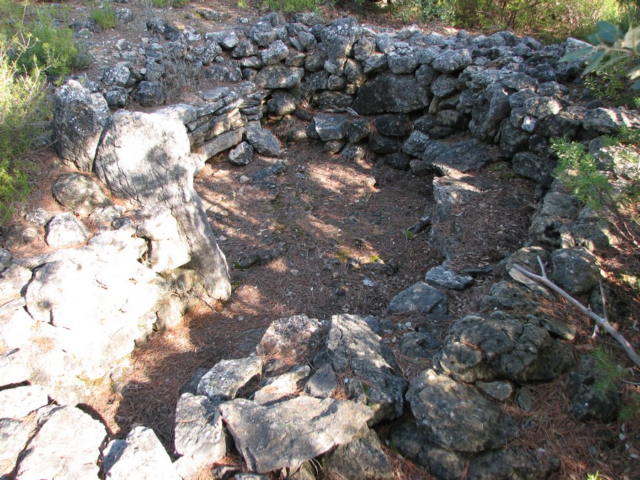 les adrets brignoles var dolmen