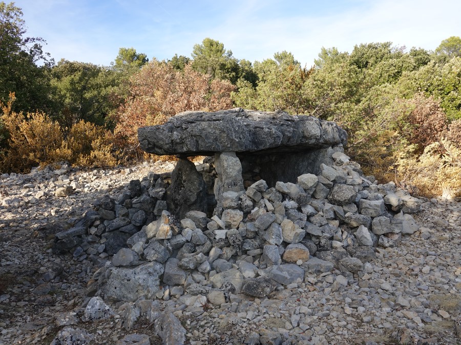 dolmen ampus maren marencq ratton var