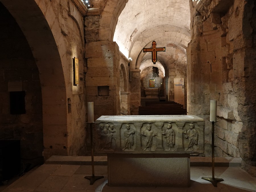 sarcophage saint cassien crypte abbaye saint victor marseille