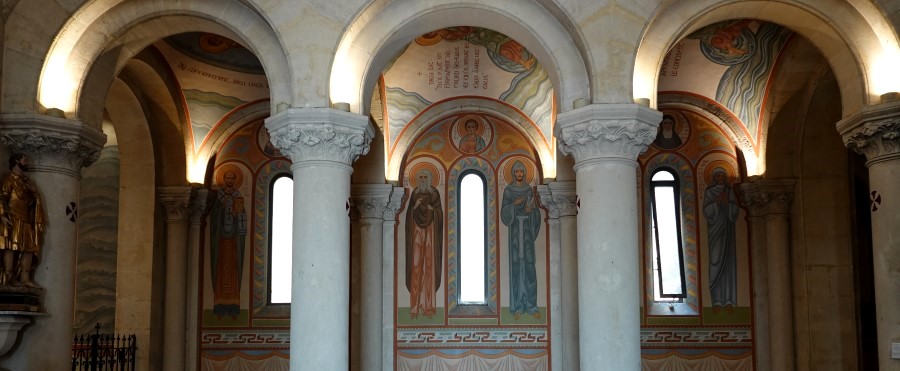 sanary eglise saint nazaire interieur fresque