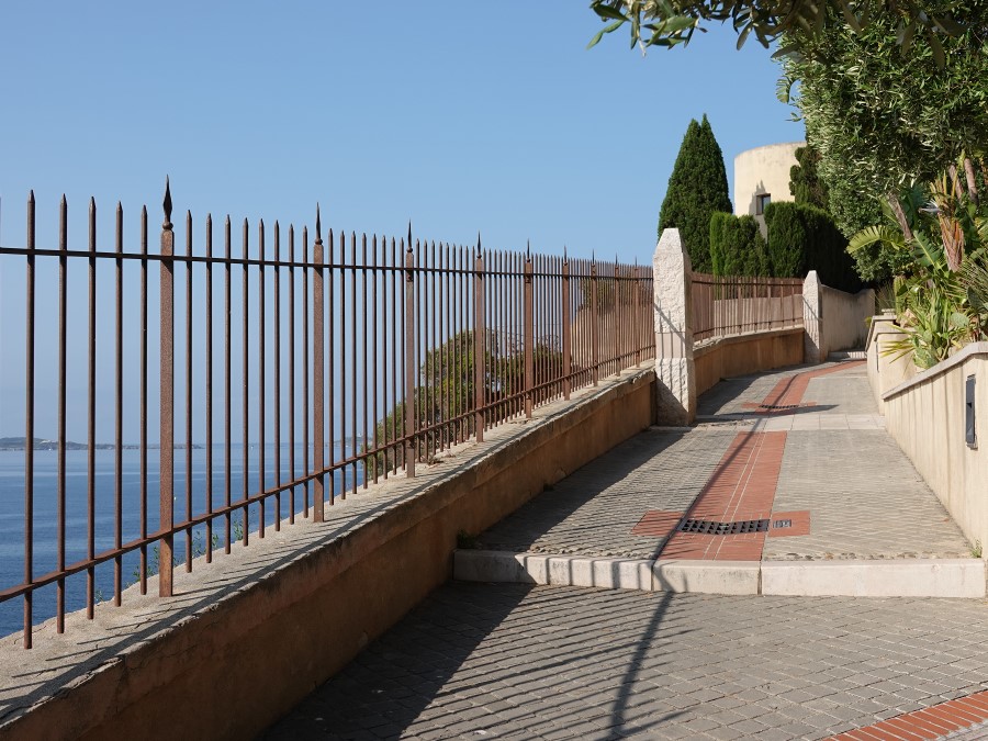 sanary chemin oratoire n° 10 et 11