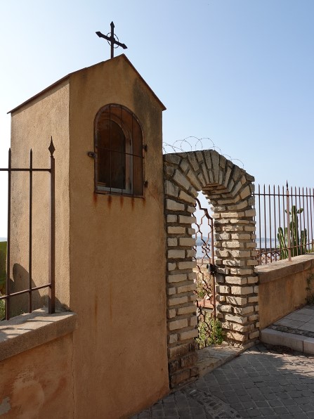 sanary chemin croix deuxieme oratoire ancien saint joseph
