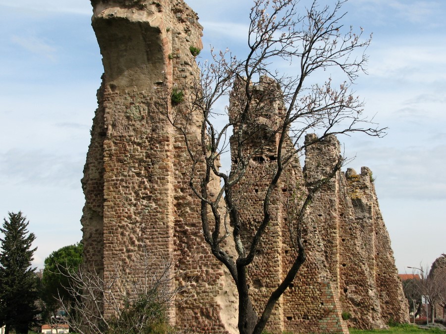 aqueduc romain frejus