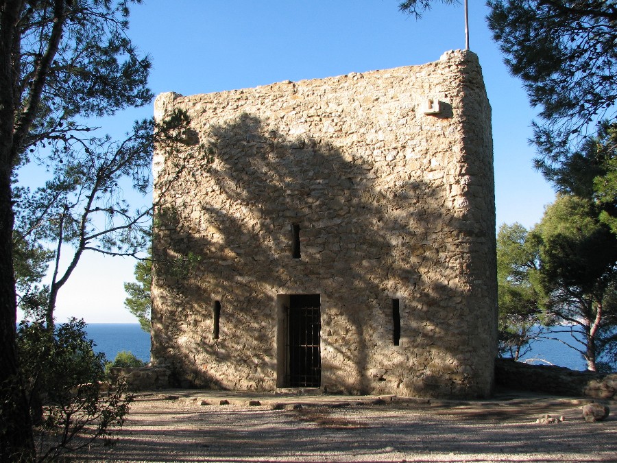 tour pointe grenier st cyr sur mer