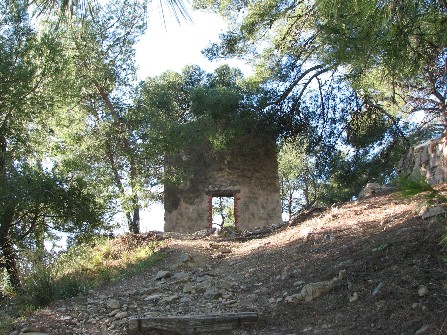 tour pointe grenier st cyr sur mer