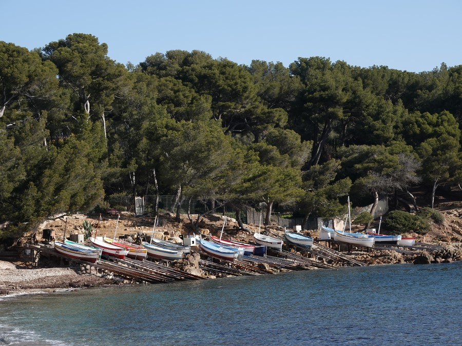 pointu bateau de peche fabregas cale