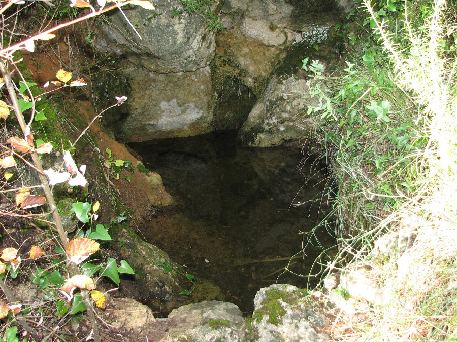 Source des 3 Fontaines montagne de la Loube
