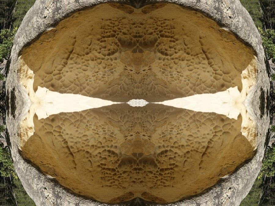 tafoni
